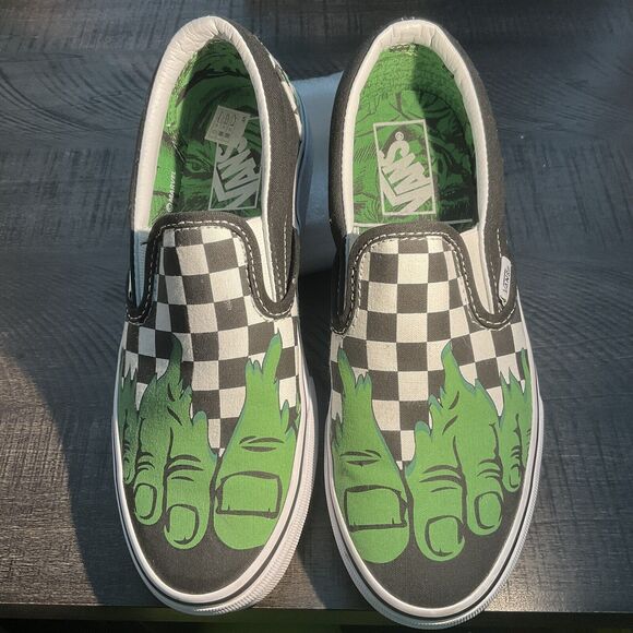VANS X Marvel Classic Slip on Hulk checkerboard Shoes Size 6 Men 7.5 Women - Picture 5 of 10